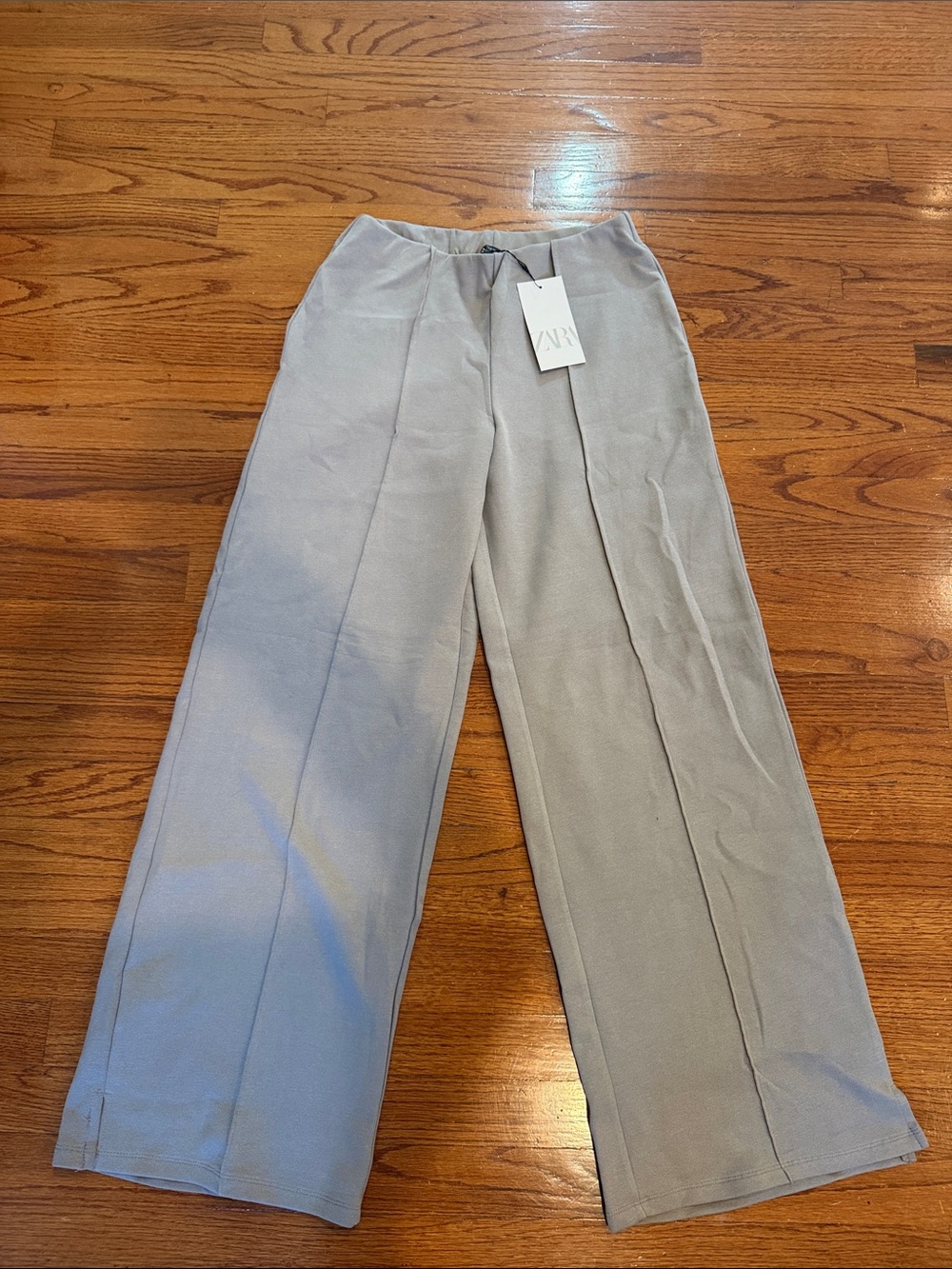 Zara Men's Wide-Leg Chinos in Light Gray